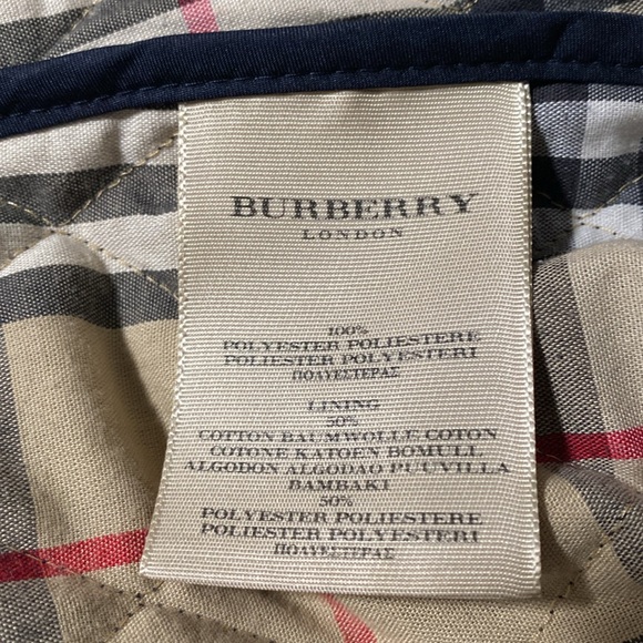 Burberry Quilted Navy Jacket - Picture 3 of 6
